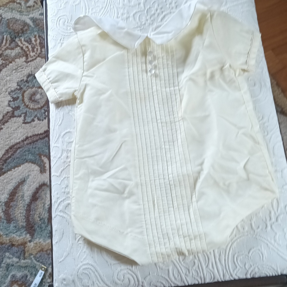 Vintage Infant Yellow pleat front Onesie with collar